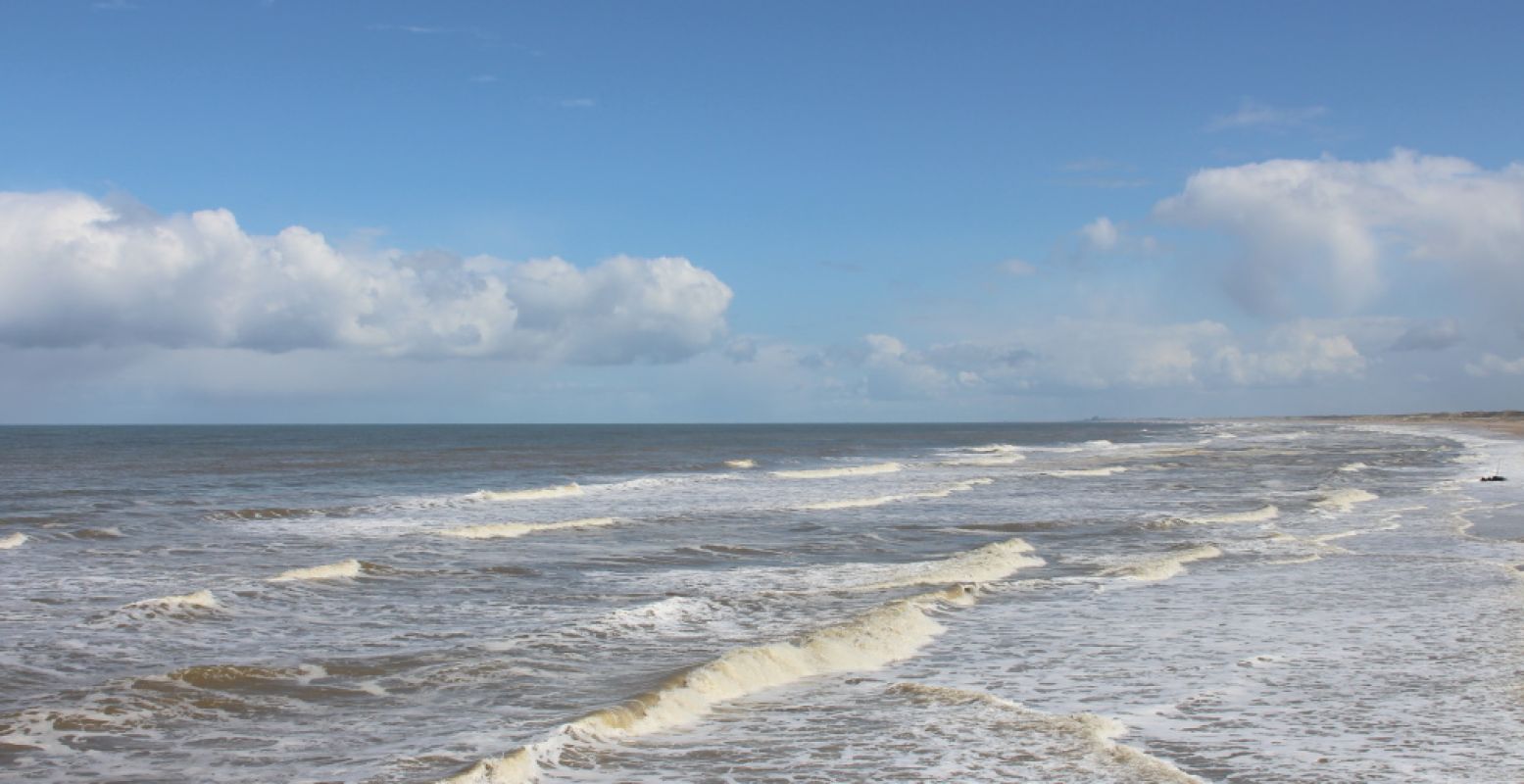 Turen naar de zee, genieten van natuur en rust. Doe een dagje strand! Foto: DagjeWeg.NL, Coby Boschma.
