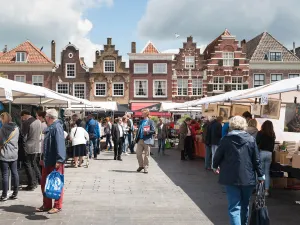 Dordtse Markt Foto: Beeldbank Dordrecht