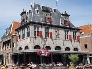 Restaurant d_Oude Waegh Restaurant d'Oude Waegh in historisch gebouw Het Waag. Foto: DagjeWeg.NL © Tonny van Oosten