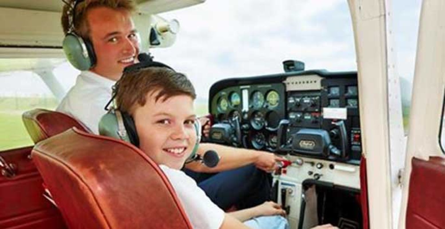 Altijd al zelf willen vliegen? Bij Aviodrome kan het! Foto: Aviodrome