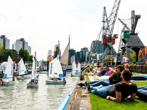 In de historische museumhaven. Foto: Maritiem Museum Â© Marco de Swart