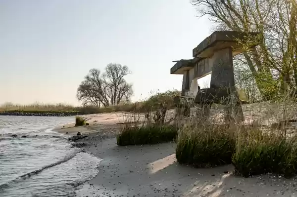 Bezoek de restanten van de baileybrug Foto ge&uuml;pload door gebruiker Waterlinie Evenement