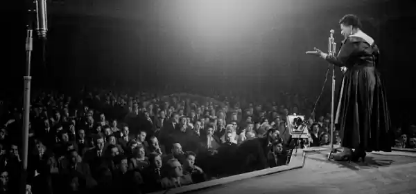 © Ed van der Elsken, collectie Nederlands Jazz Archief | Foto geüpload door gebruiker concertgebouw © Ed van der Elsken, collectie Nederlands Jazz Archief | Foto geüpload door gebruiker concertgebouw