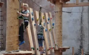 Parels van het hoge noorden Grenzen verleggen in Adventurepark Waddenfun. Foto:  Facebook Adventurepark Waddenfun 