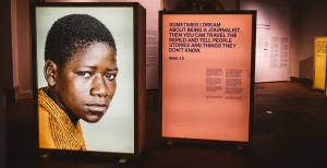 Ontdek de bittere waarheid achter chocolade Hoe zijn de kinderen op de plantages terecht gekomen? Waar dromen ze van? Foto: Tropenmuseum © Kirsten van Santen.