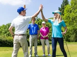 Golfbaan Rijk van Margraten High five! Foto: PHOTOSTIQUE.com