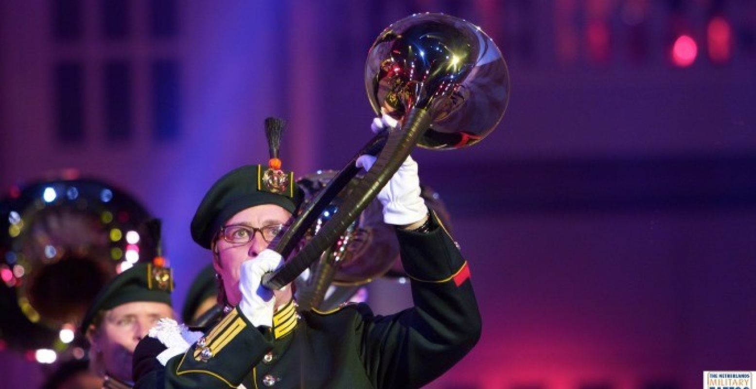 Swing mee met de militaire muziek. Foto: Nationale Taptoe