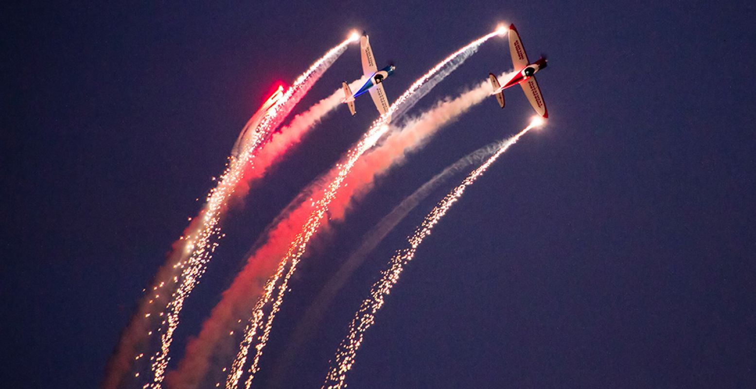 The Hague HighLights brengt de eerste Light Air Show naar Nederland. Foto: Paul Johnson Flightline UK.