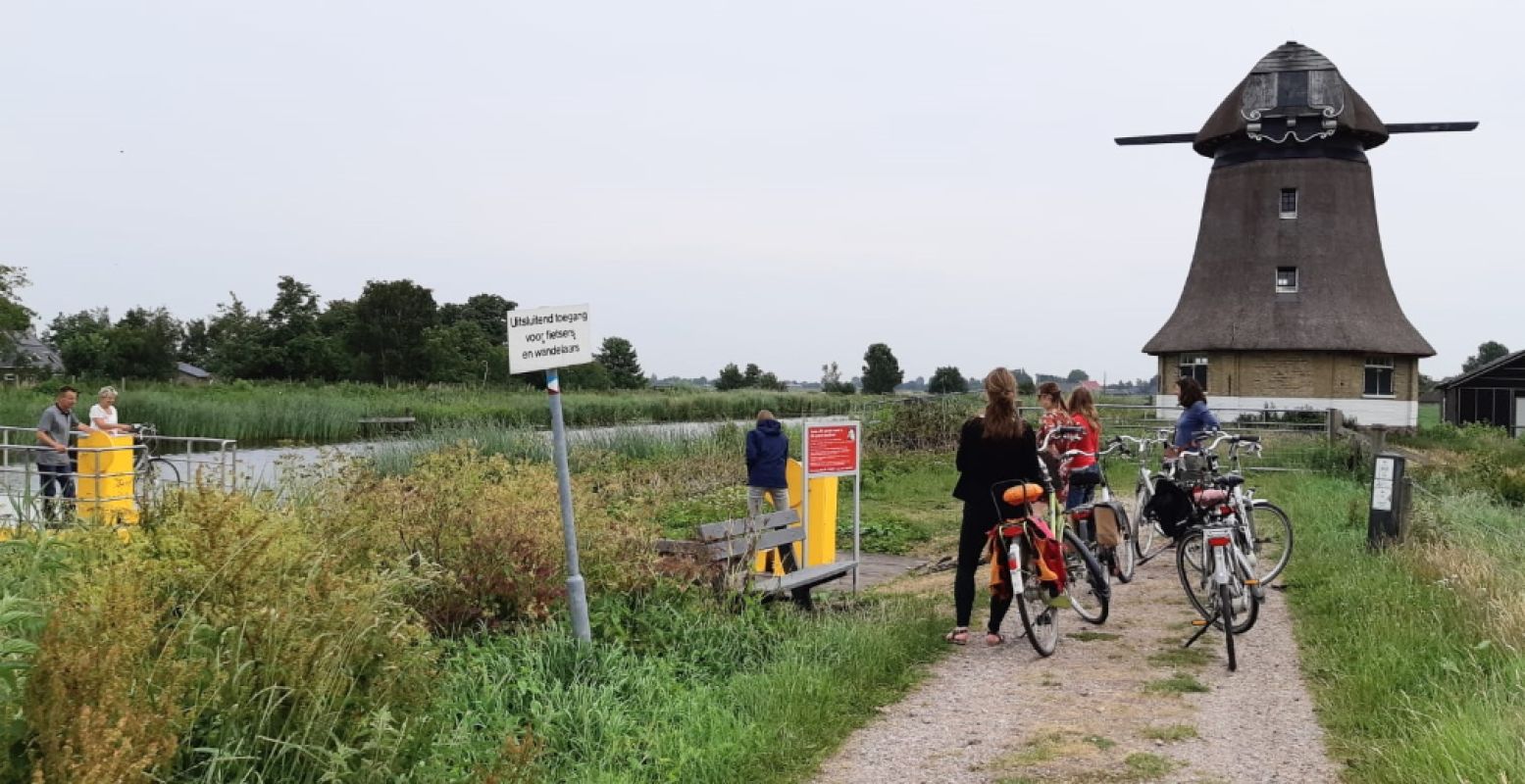 Ontdek Friesland te fiets! Volg de Pontjesroute door de pittoreske provincie. Foto: DagjeWeg.NL, Grytsje Anna Pietersma.
