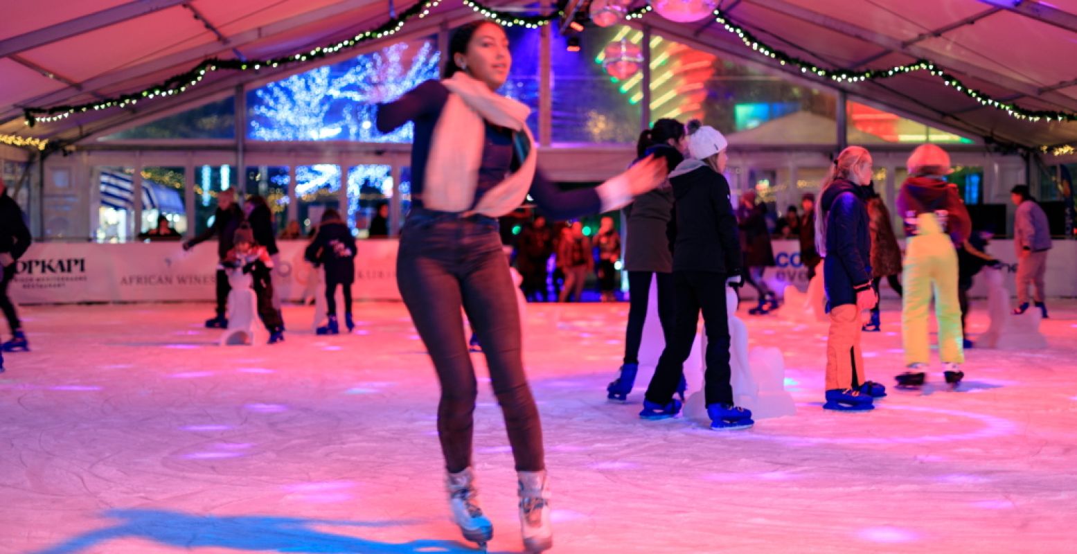 De mooiste tijd van het jaar is weer aangebroken: schaatsen en meer winterpret in Scheveningen! Foto: Smith Communicatie © Casper van Dort.