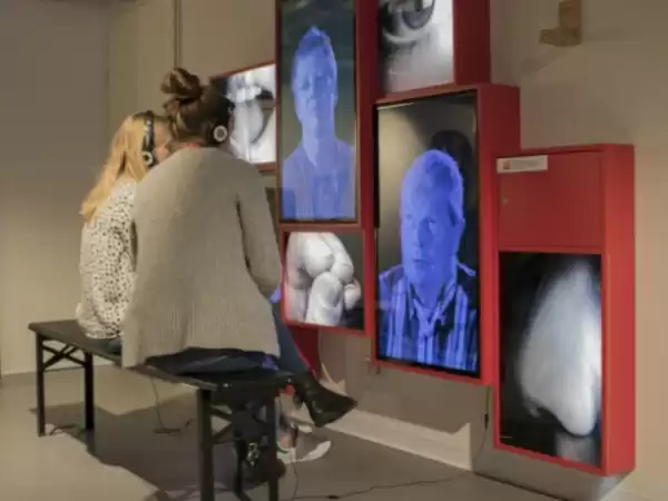 Hoe is het om blind te zijn? Blinden vertellen. Foto: muZIEum.