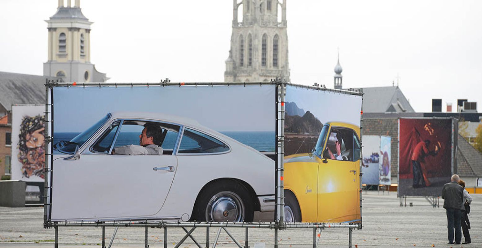 Tijdens het fotofestival zijn de foto's op twintig locaties in de stad te bekijken. Bron: BredaPhoto international photofestival.