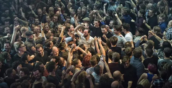 Al vijftig jaar feestjes in Paradiso