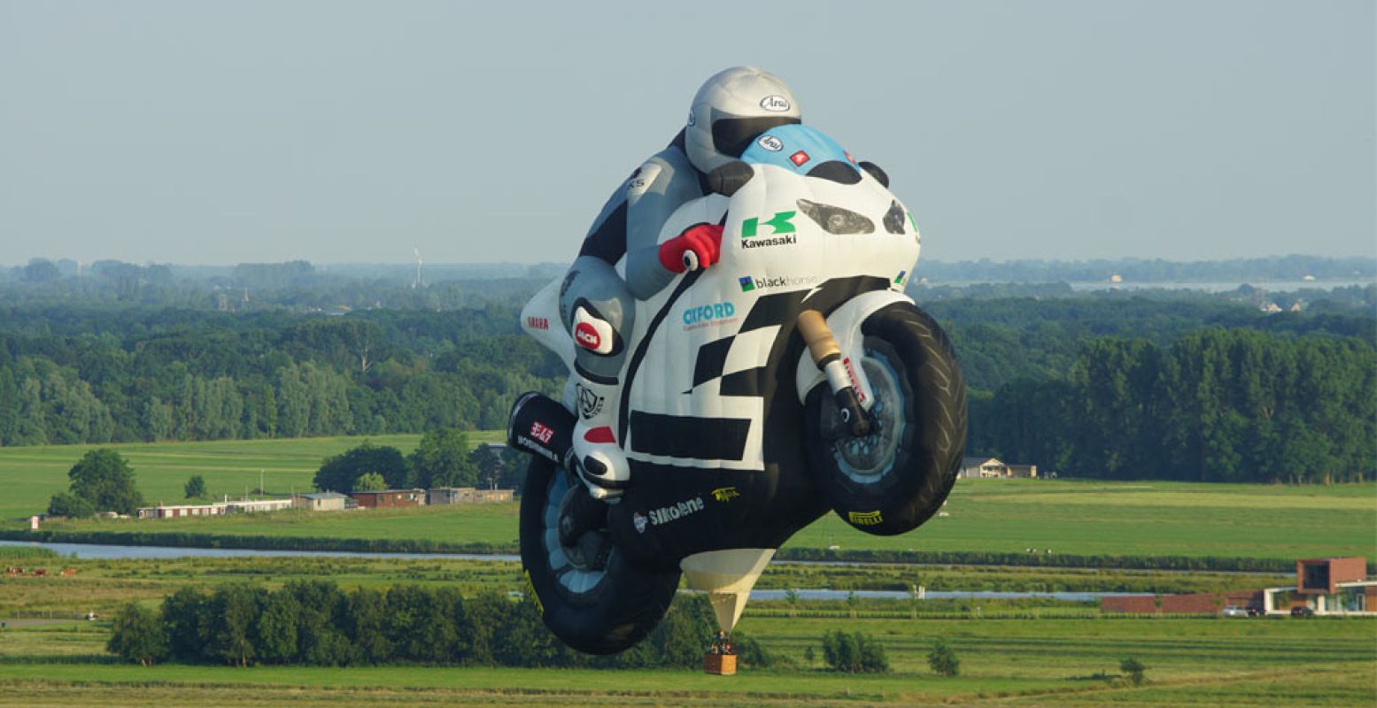 'Special shapes' gaan de lucht in tijdens Ballonfiësta Barneveld.