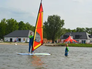 Telstar Surfclub Foto: Telstar Surfclub © Robert Mulder.