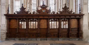 Grootste Museum van Nederland wordt nog groter Wandel met de audiotour langs de hoogtepunten in de kerk. Foto: Femke Lockefeer