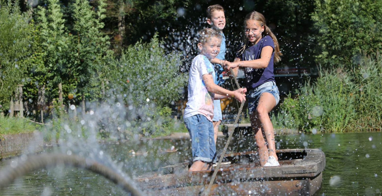 Bij het Nederlands Openluchtmuseum beleven kinderen een ouderwets leuk dagje uit. Foto: Nederlands Openluchtmuseum.