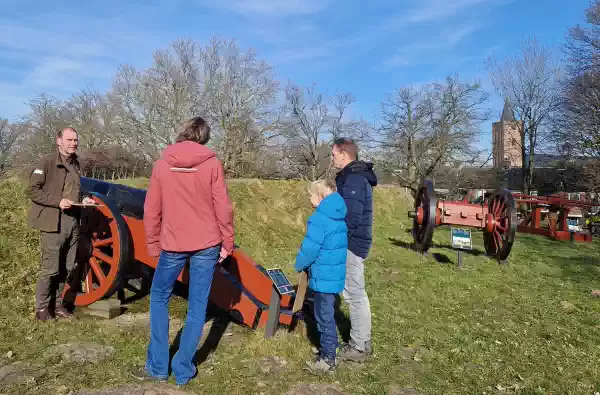 Rondleiding met gids in juli en augustus Foto ge&uuml;pload door gebruiker Waterlinie Evenement