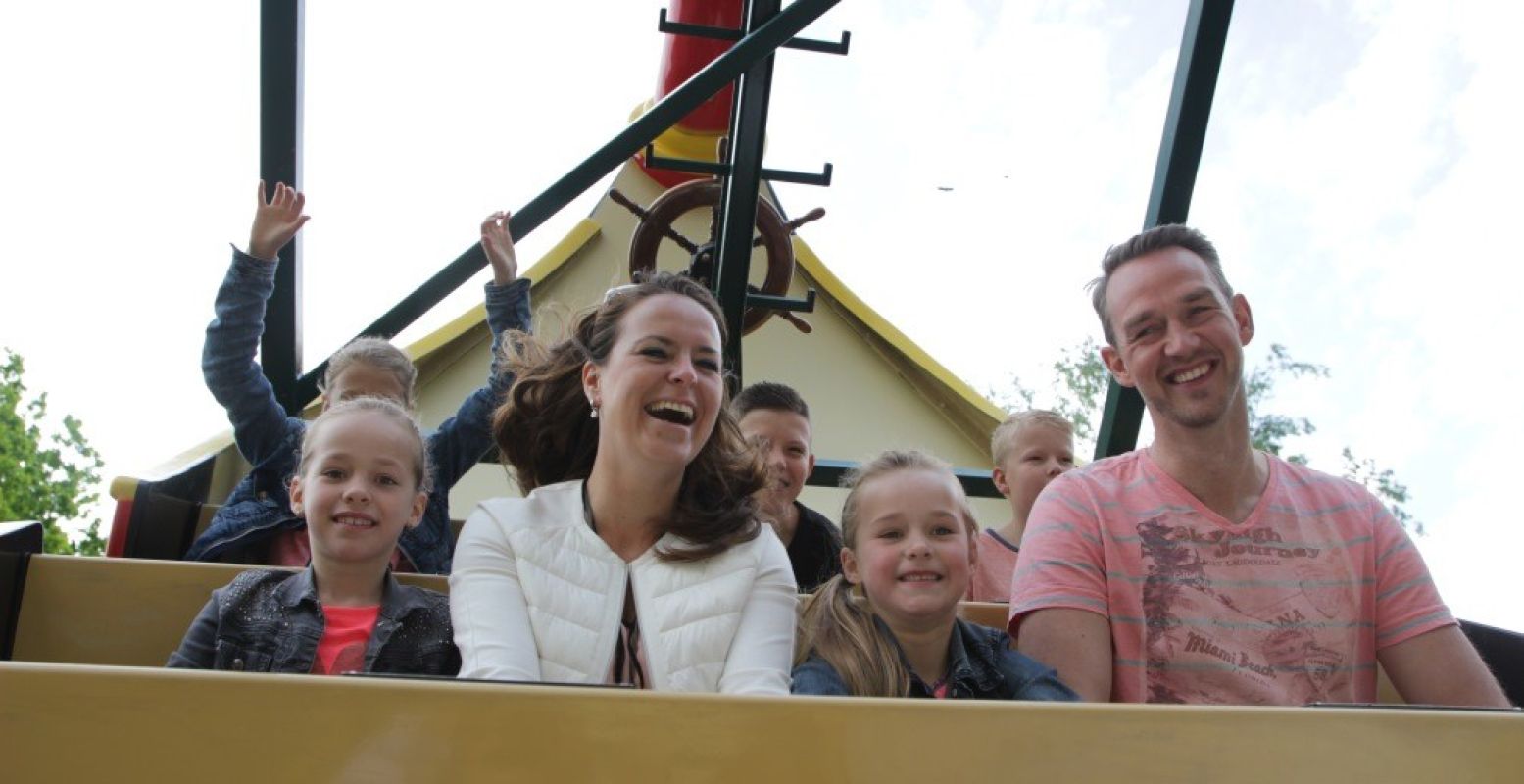 Gezellig een dagje uit het met het hele gezin in Attractiepark Drouwenerzand. Foto: Attractiepark Drouwenerzand.
