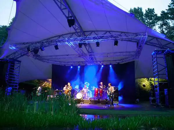 Een concert van Nielson. Foto: Andy Doornhein Een concert van Nielson. Foto: Andy Doornhein