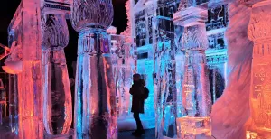 Reis door een indrukwekkende wereld van ijs - laatste week! Stap in een wondermooie wereld van ijs op het Nederlands IJsbeelden Festival. Foto: DagjeWeg.NL © Tonny van Oosten