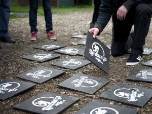 Speel Reuze Memory met je familie. Foto: Limburgs Uitje.