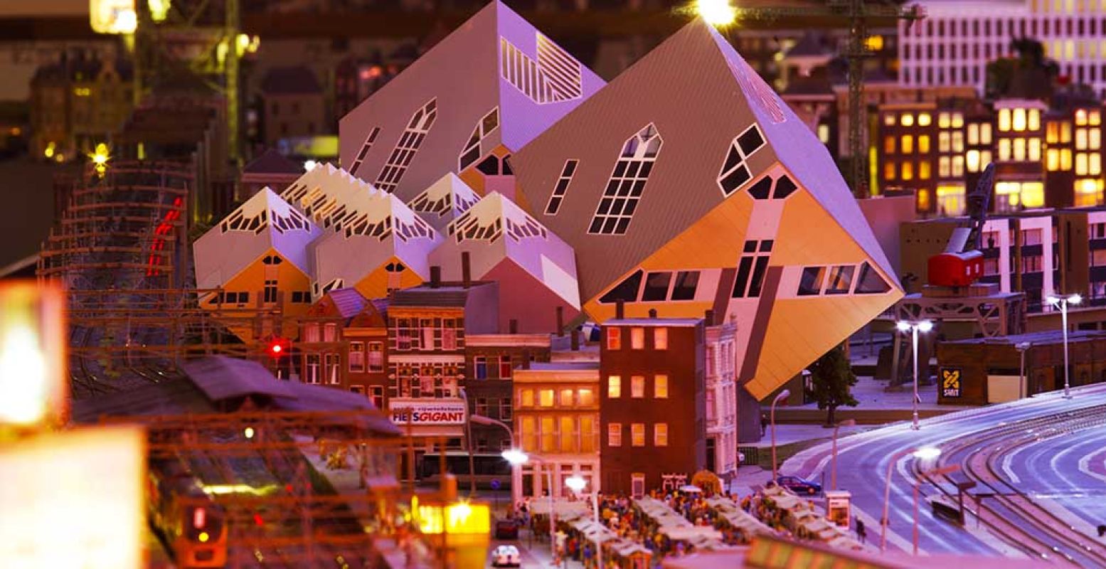 Bekijk Rotterdamse hotspots in het klein en volg een spannende speurtocht door de miniatuurwereld. Foto: Miniworld Rotterdam.