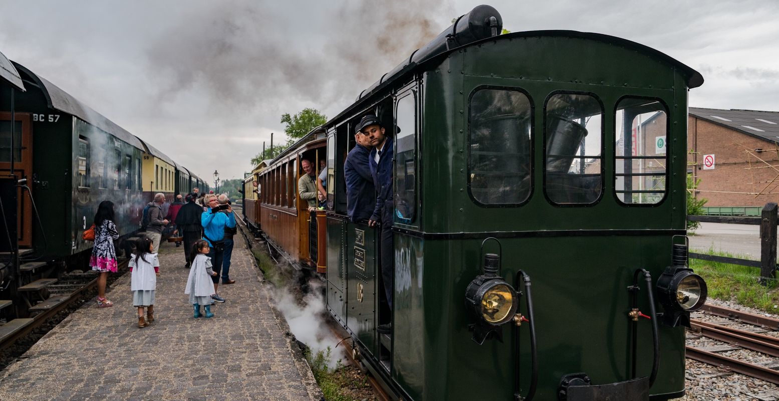 Een dagje tussen de treinen is leuk voor jong en oud, zeker als je ook mee kunt rijden. Foto: Museumstoomtram Hoorn-Medemblik © Benno Ellerbroek
