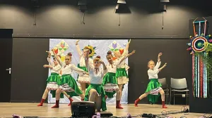 Dansgroep Svjato-Dance. Foto: Biblionet Groningen Dansgroep Svjato-Dance. Foto: Biblionet Groningen