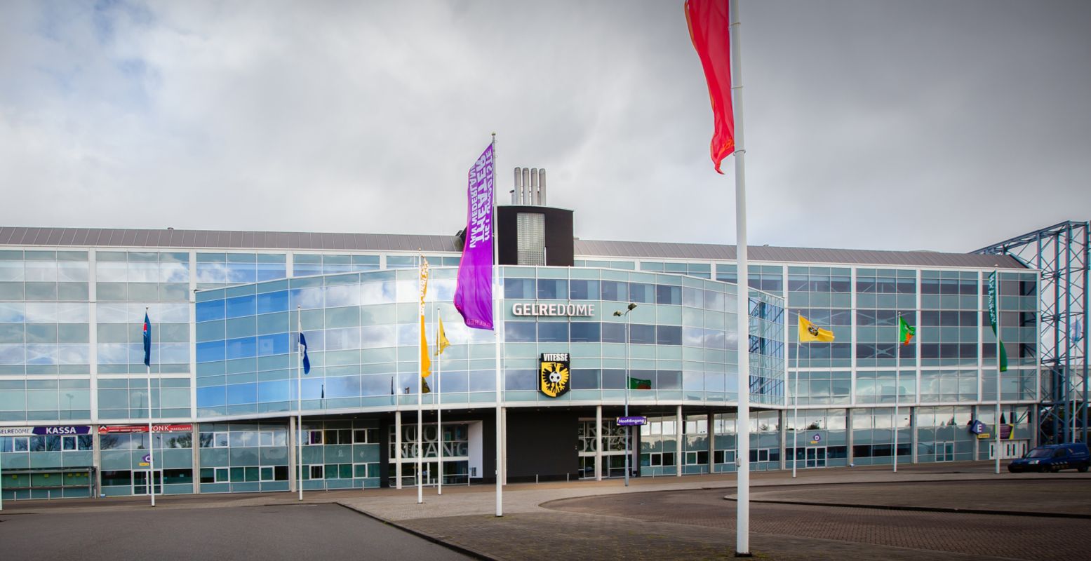 Dompel je onder in het Geel Swert van Vitesse tijdens een stadiontour door GelreDome. Foto: Stichting City Marketing Arnhem / GelreDome