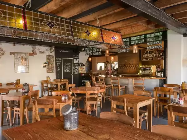 Brouwerij De Molen Welkom voor lunch en diner! Foto: Brouwcafé De Molen