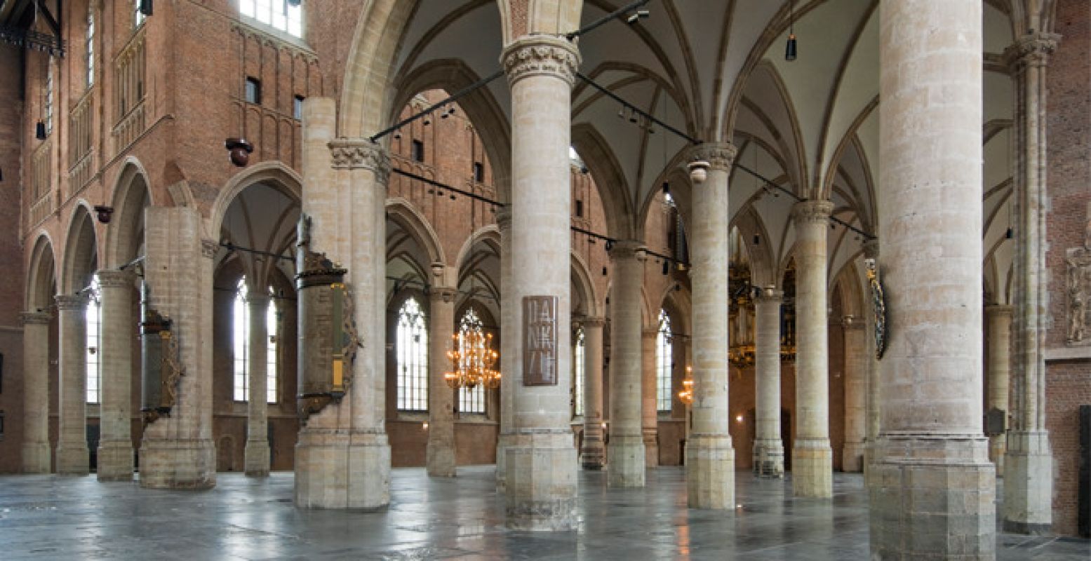 Negenhonderd jaar geschiedenis in de Pieterskerk.