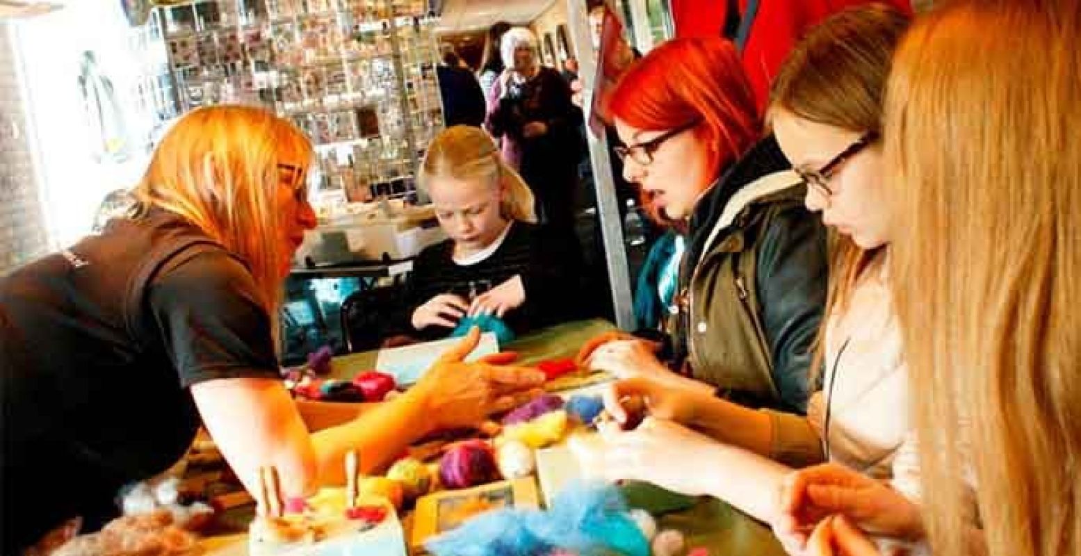 Het Crea Weekend is leuk voor creatievelingen, maar ook voor degenen die een creatieve hobby zoeken. Foto: Crea Weekend