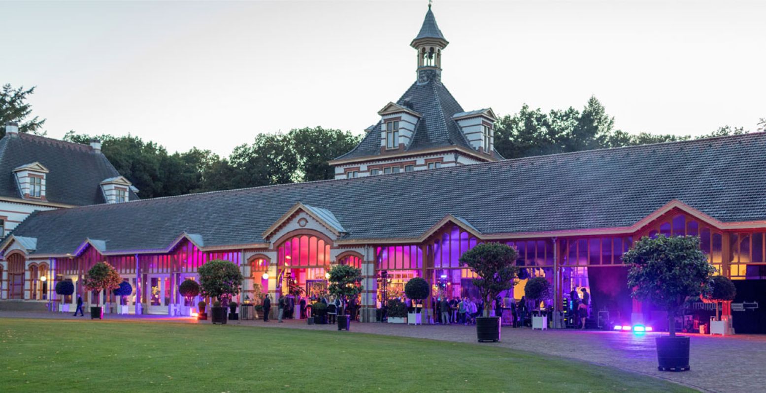 Bekijk boeiende kwaliteitsfilms met een koninklijk tintje in Paleis Het Loo tijdens Movie nights at the museum. Foto: Paleis Het Loo