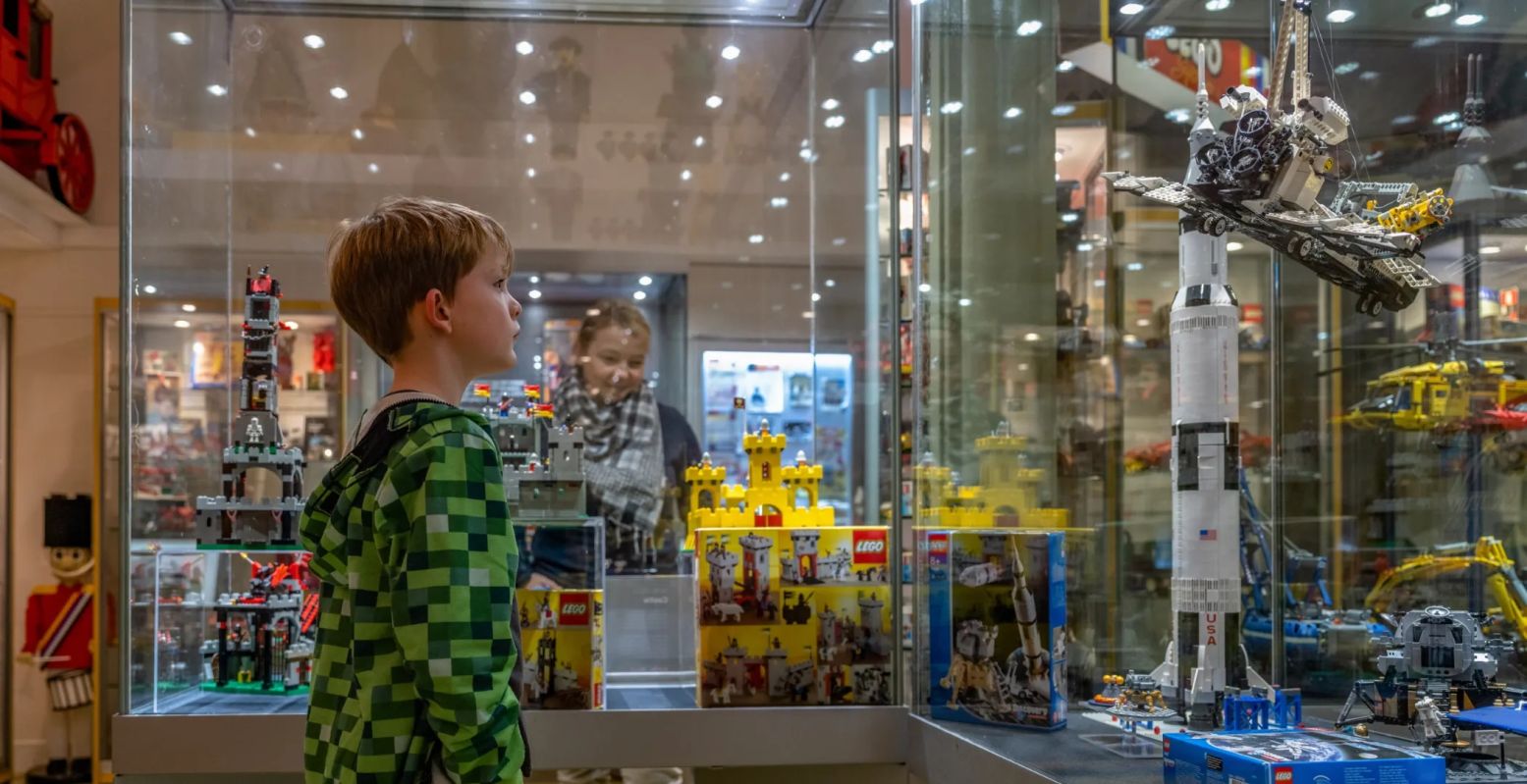 Ga met korting naar Het Museum van de 20e Eeuw en ontdek onder andere hun enorme LEGO collectie. Foto: Museum van de 20e Eeuw