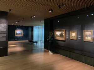 Rijksmuseum Schiphol Bewonder een kleine collectie schilderijen van het Rijksmuseum. Foto: DagjeWeg.NL