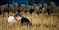 Theaterstuk Het Pauperparadijs is terug in Carré