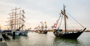 Sail Kampen: schepen, attracties, muziek en meer Indrukwekkende boten en eindeloos vertier. Foto: Sail Kampen, Richard Tennekes.