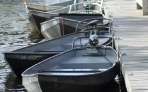 Verken Giethoorn met een bootje. Foto: De Grachthof Verken Giethoorn met een bootje. Foto: De Grachthof