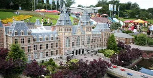 Dagje uit: miniatuur-Nederland in het groot Rijksmuseum Amsterdam. Foto: Bert Knot .