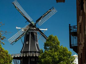 Molen De Adriaan