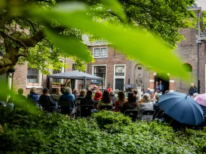 Leidse Hofjes Festival Geniet van muziek in deze bijzondere omgeving. Foto: Leidse Hofjes Festival