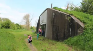 Beleef het zelf: Film, circus, kunst en muziek op het fort Kunst in Fort Nieuwersluis. Foto: Fortenfestival