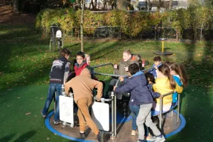 Uitdagend Trampoline park voor oudere kids Foto: speeltuin KitskensbergFoto geüpload door gebruiker.