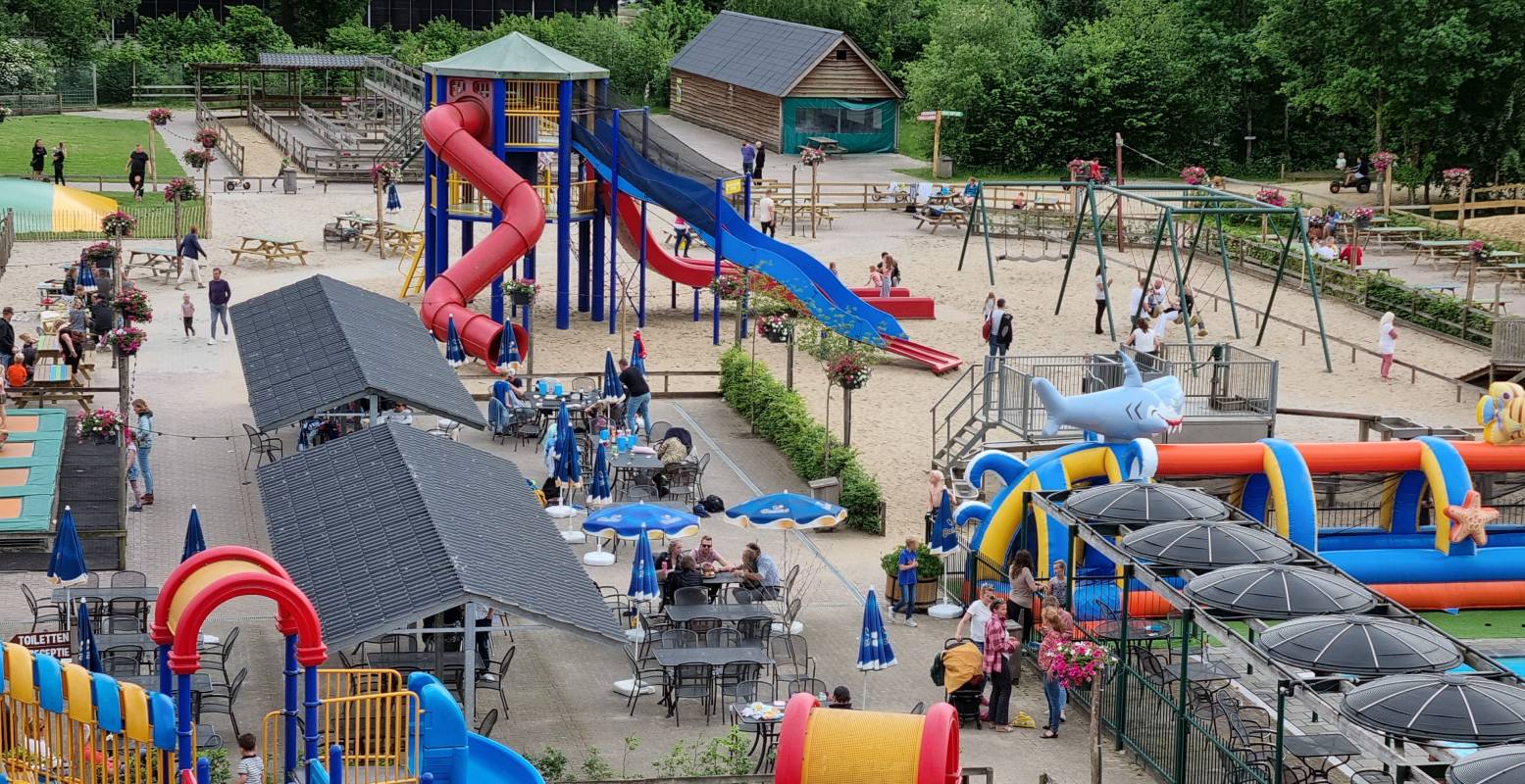 Kom spelen op deze mega speelboerderij Foto: De Flierefluiter © Kom spelen op deze mega speelboerderij Foto: De Flierefluiter ©
