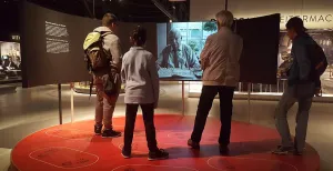 Sta stil bij de oorlog in een museum
