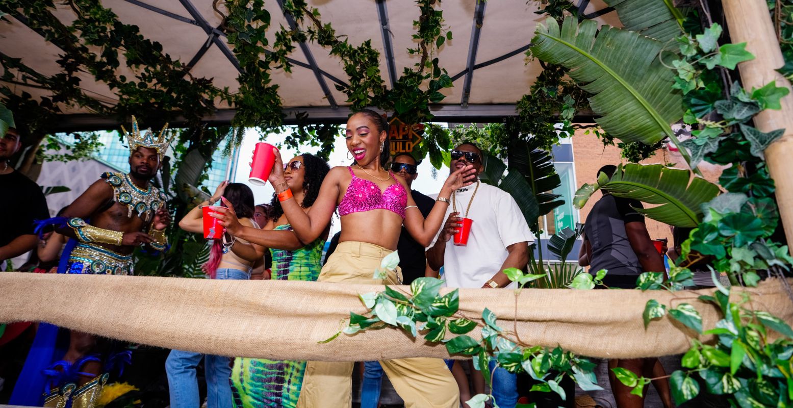 Feest op de muziekwagens! Foto: Rotterdam Unlimited