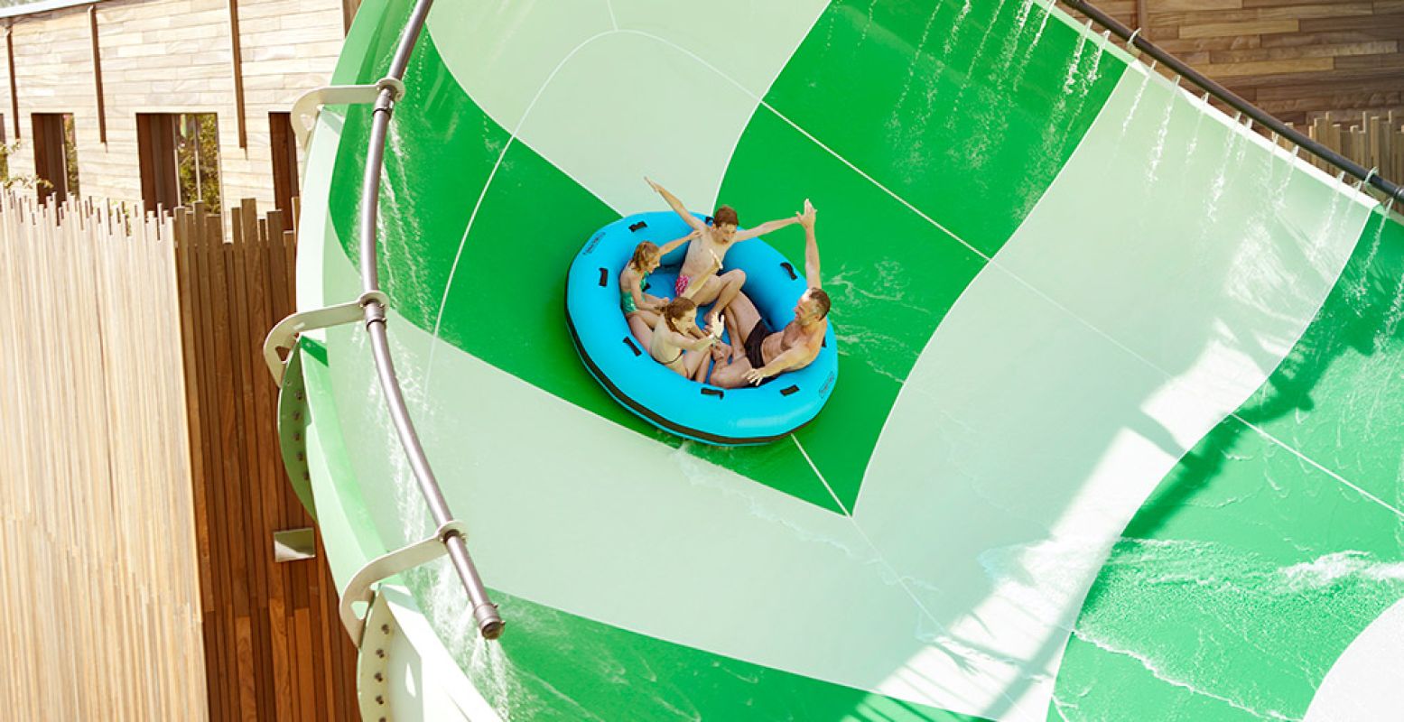 Met de Aquaventure eindig je buiten op een groot 'blad'. Foto: Bellewaerde Aquapark / Frédéric Labeye