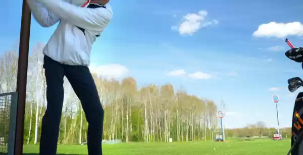 Dagje golfen? Dit zijn de leukste golfbanen Golfpark Exloo is voor de beginnende en ervaren golfer! Foto: Golfchallenge Exloo