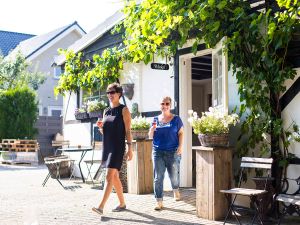 Proef een wijntje bij Wijngoed Fromberg. Foto: Visit Zuid-Limburg